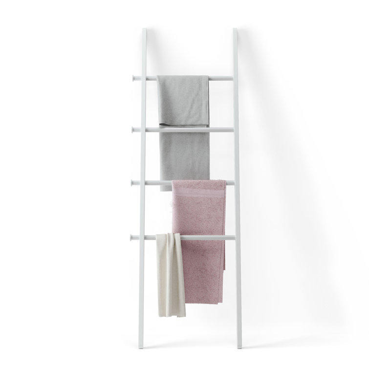 White Ash and Poplar Wood Blanket Ladder with Metal Bars