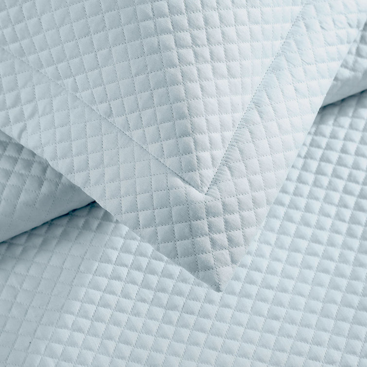 King White Cotton Reversible Diamond Quilted Coverlet Set