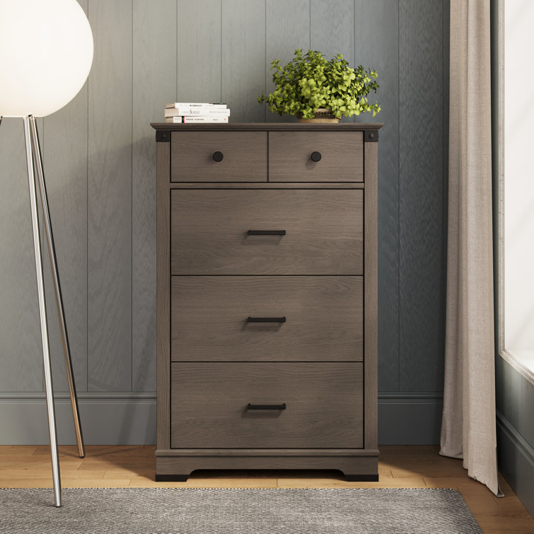 Dapper Gray Pine Wood 4-Drawer Nursery Chest