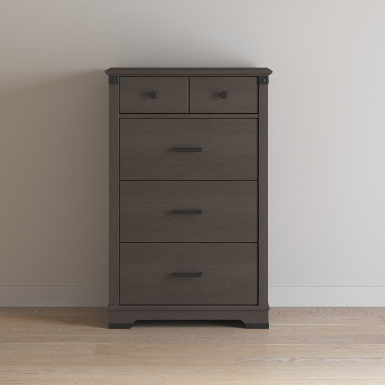 Dapper Gray Pine Wood 4-Drawer Nursery Chest