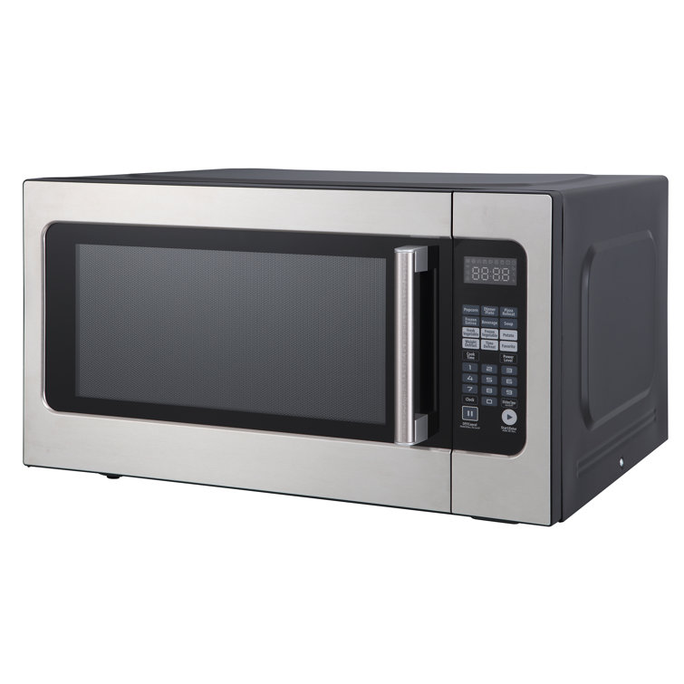 Magic Chef Medium Stainless Steel Countertop Microwave Oven