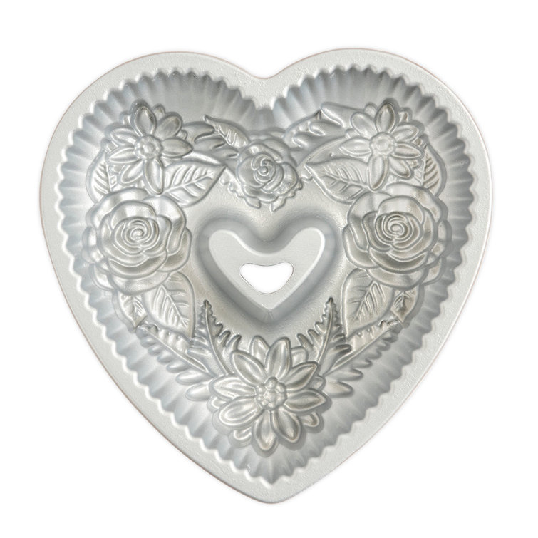Floral Heart Shaped Aluminum Non-Stick Bundt Pan