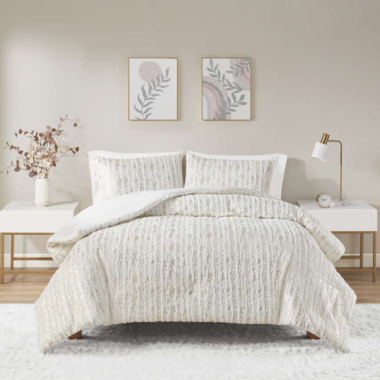 510 Design Metallic Print Faux Fur Comforter Set