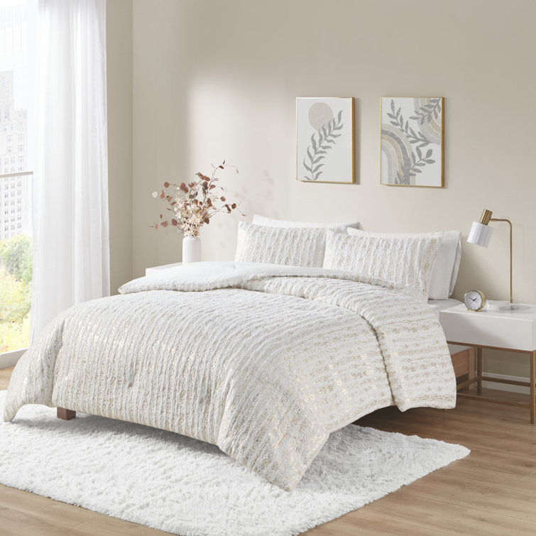510 Design Metallic Print Faux Fur Comforter Set