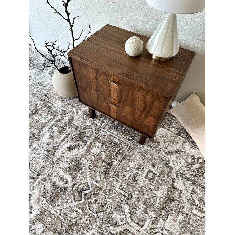 Ivory and Beige Polyester Medium Pile Washable Area Rug 7'10" x 10'2"