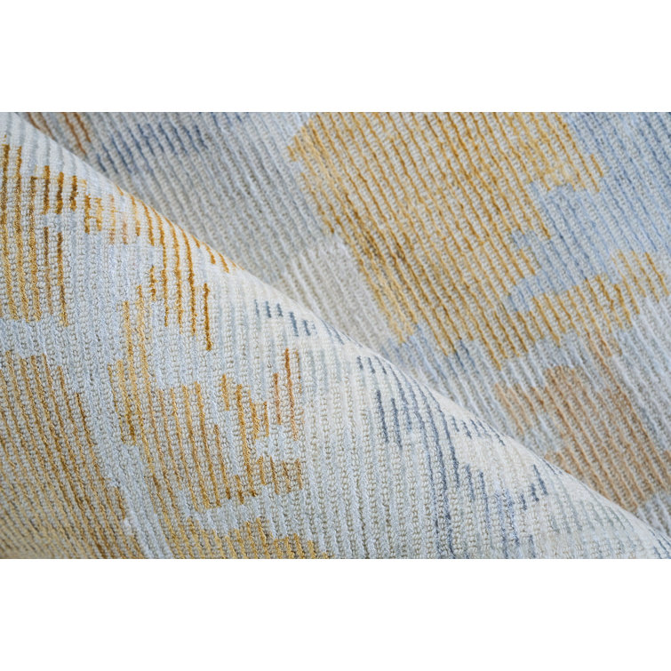 Handmade Beige and Silver Abstract Wool Silk Area Rug