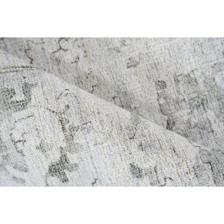 Handmade Ivory and Silver Wool Viscose Rectangular Area Rug