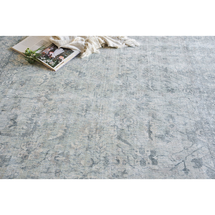 Handmade Ivory and Blue Wool Viscose Rectangular Rug 9' x 12'
