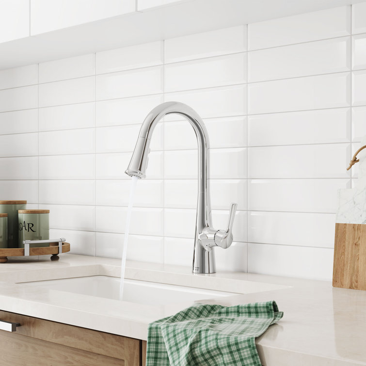Chrome Pull-Down Single Handle Kitchen Faucet with Spray
