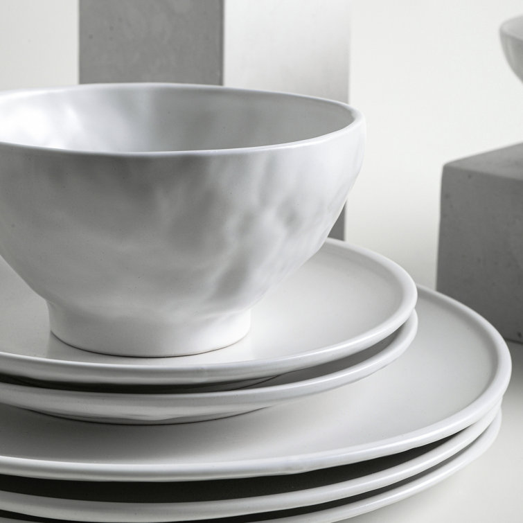 White Ceramic 16-Piece Minimalist Dinnerware Set