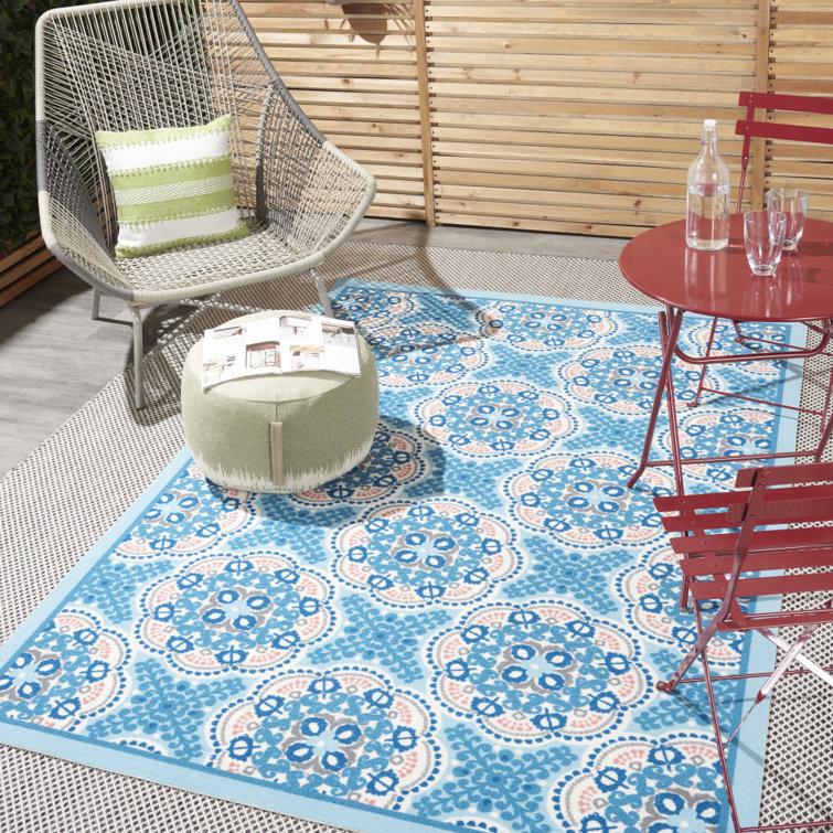 Boho Blue Floral Indoor/Outdoor Rectangular Area Rug, 5'3" x 7'5"