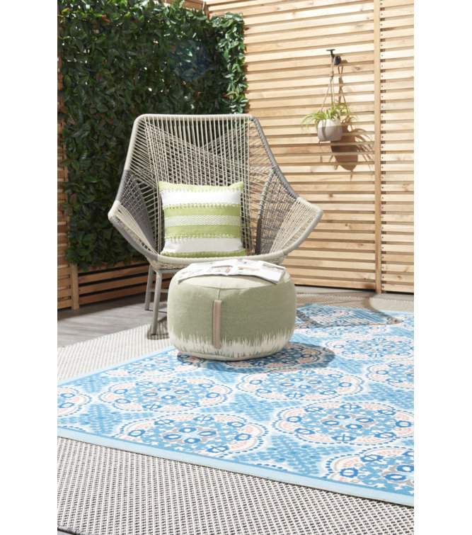 Boho Blue Floral Indoor/Outdoor Rectangular Area Rug, 5'3" x 7'5"