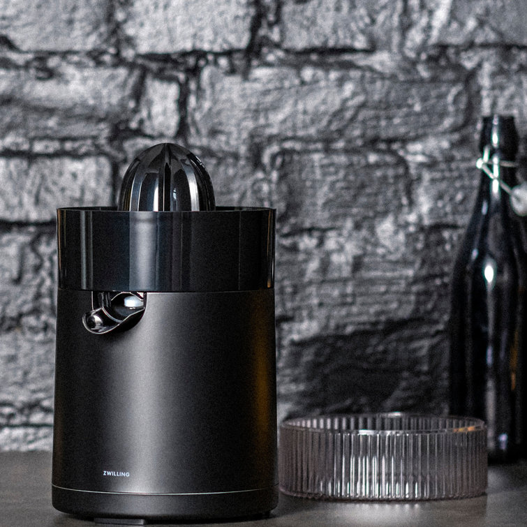 Black Electric Citrus Juicer with Pulp Control