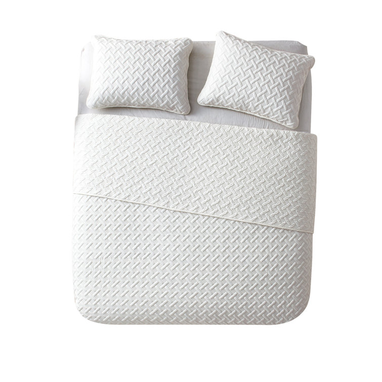 Nina White King Microfiber Reversible Quilt Set