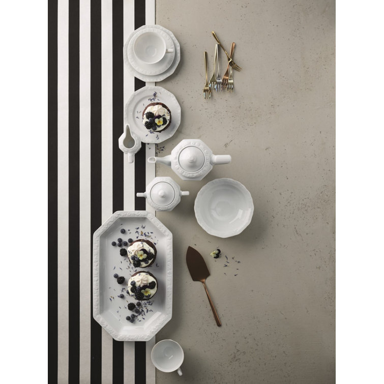 Maria White Porcelain Tea Cup with Elegant Relief