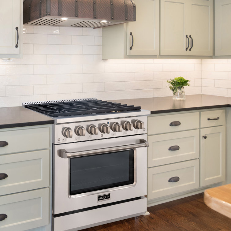 Akicon 36" Stainless Steel Natural Gas Range with Convection and 6 Burners