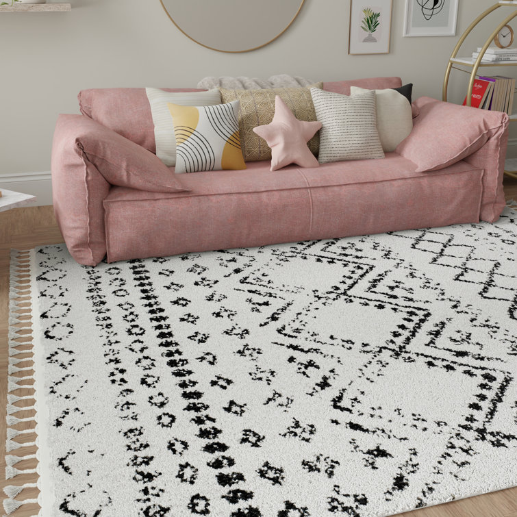 Whisper White 5' x 7' Shag Synthetic Area Rug