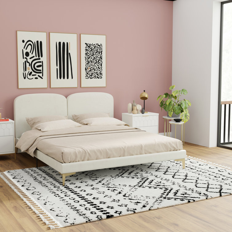 Whisper White 5' x 7' Shag Synthetic Area Rug