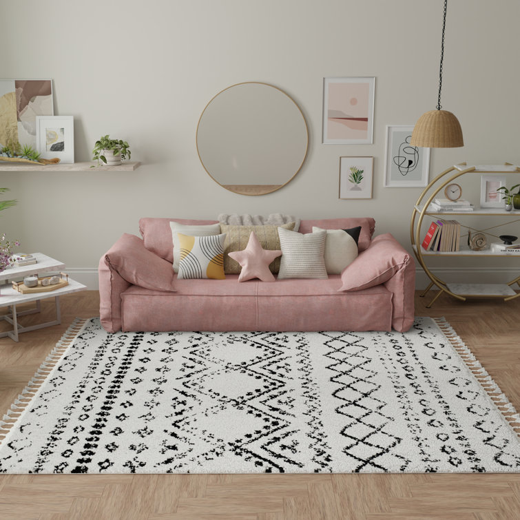 Whisper White 5' x 7' Shag Synthetic Area Rug