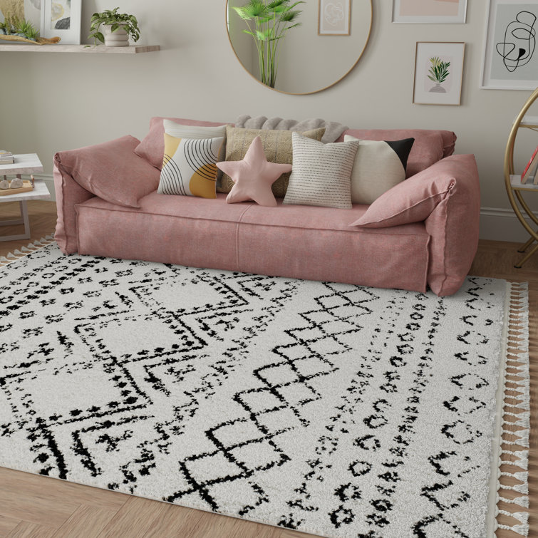 Whisper White 5' x 7' Shag Synthetic Area Rug