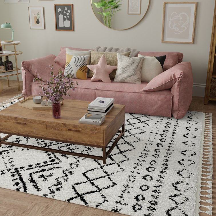Whisper White 5' x 7' Shag Synthetic Area Rug