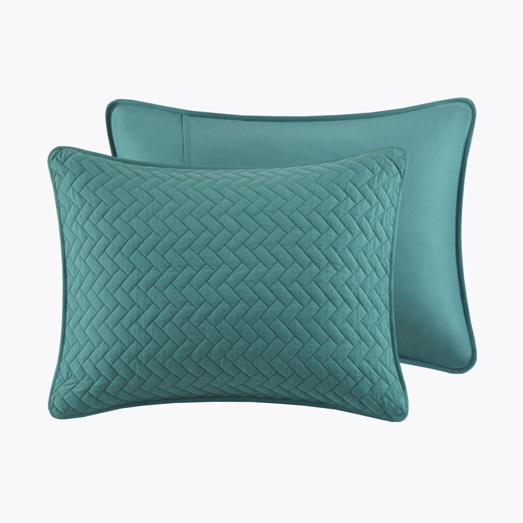 Peacock Velvet King Quilt Set with Cotton Herringbone Pattern