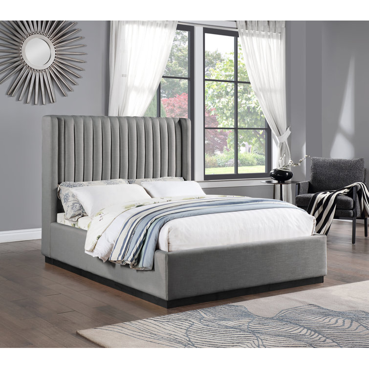 Gray Linen Upholstered Queen Wingback Bed with Tufted Headboard