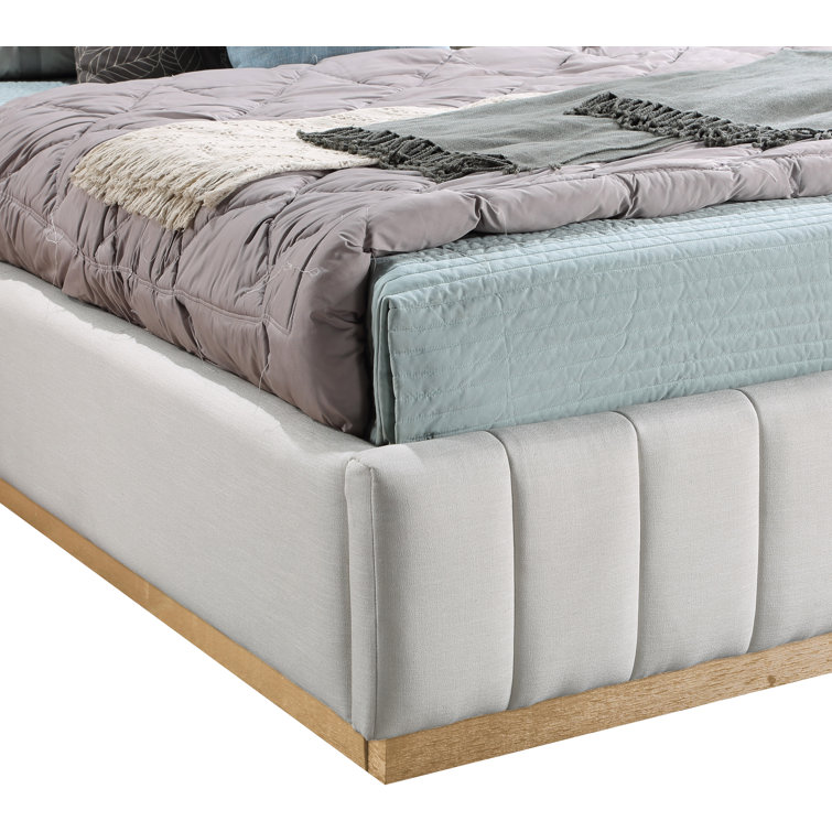 Queen Cream Linen Upholstered Bed with Tufted Headboard