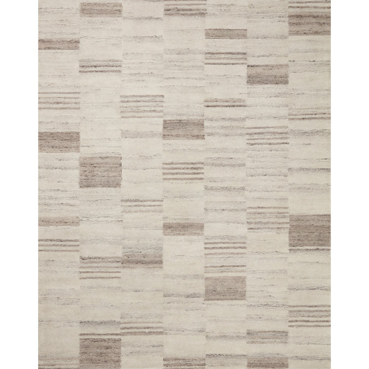 Ivory and Dove Hand-Tufted Wool 5' x 7' Area Rug