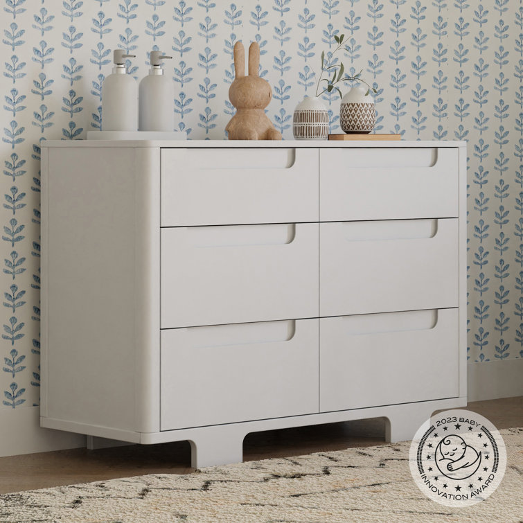 Yuzu Modern White 6-Drawer Dresser with Playful Arched Feet