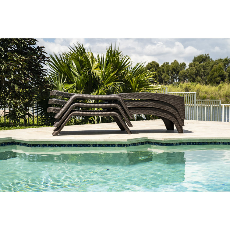 Brown Wicker Outdoor Chaise Lounge Set with Table