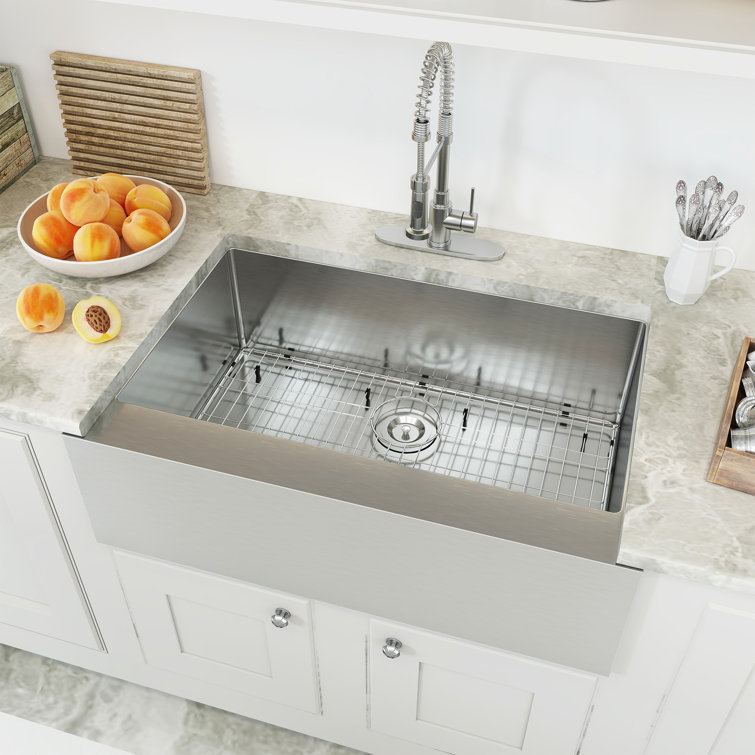 33'' Brushed Stainless Steel Farmhouse Single Bowl Kitchen Sink
