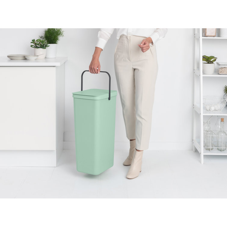 Jade Green Plastic Kitchen Recycling Bin with Removable Lid