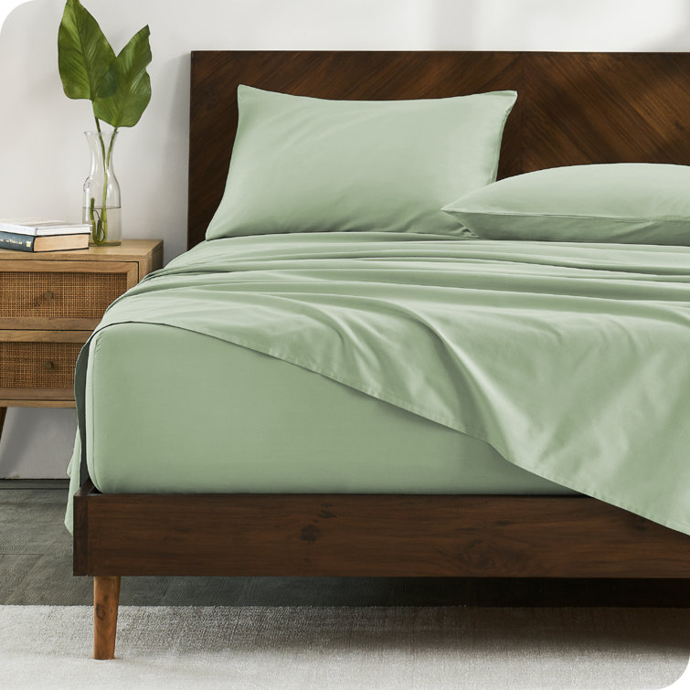 Willow Organic Cotton Percale King Sheet Set in Crisp Green