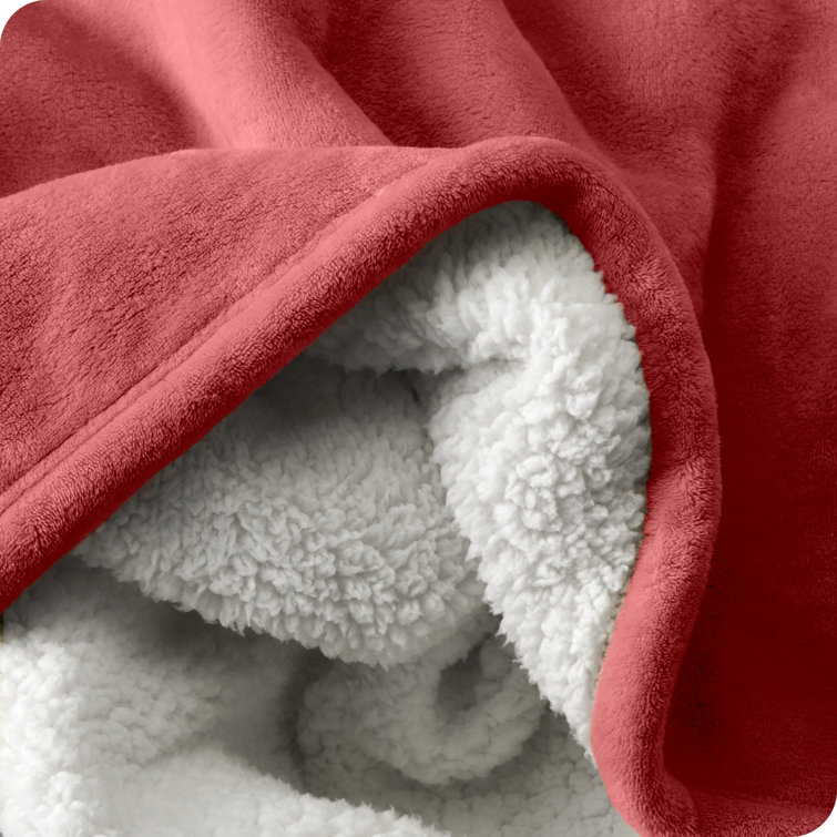 Plush Sherpa Fleece Twin/Twin XL Reversible Blanket in Dark Blue