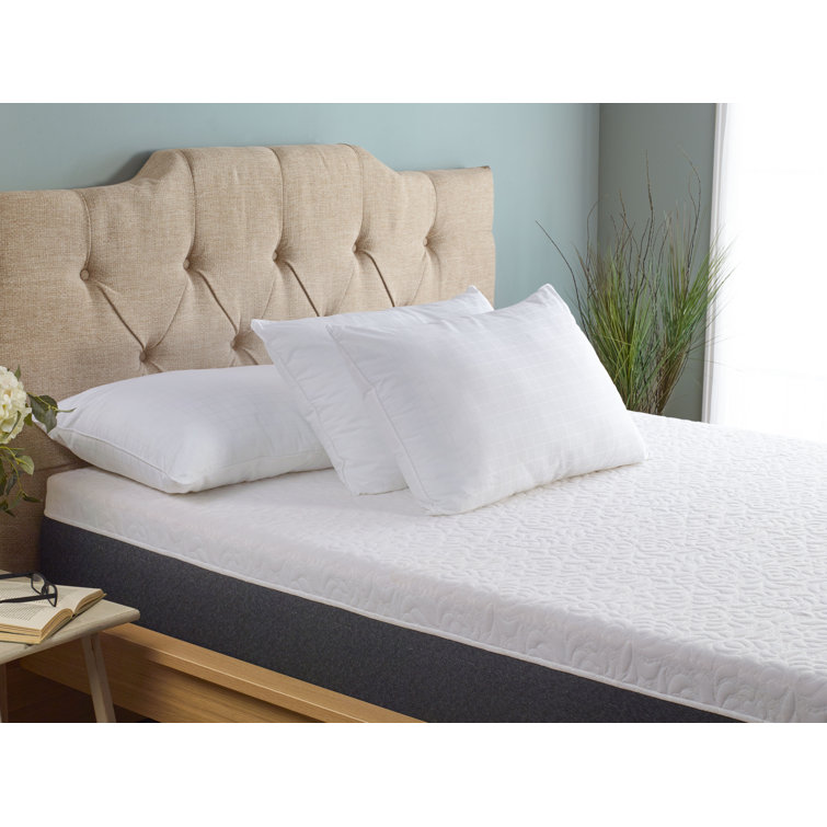 Queen Size White Hypoallergenic Polyester Bed Pillow