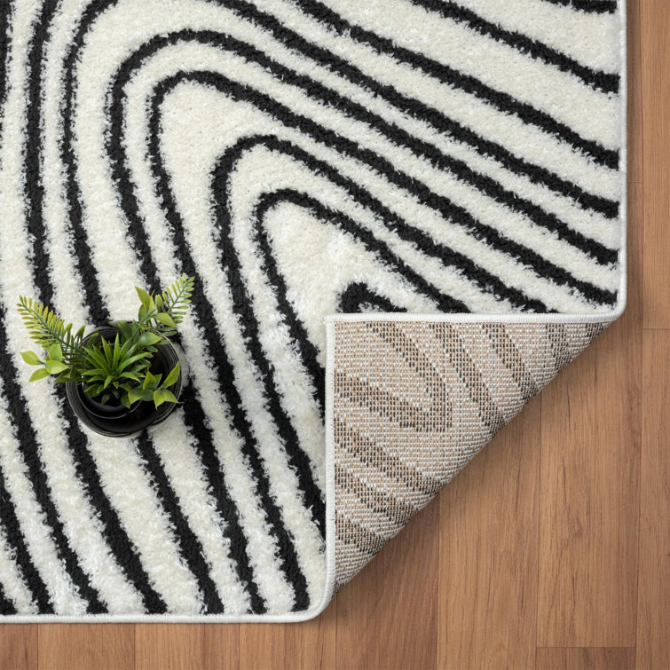 Anthracite Geometric Swirl 5' x 7' Synthetic Area Rug