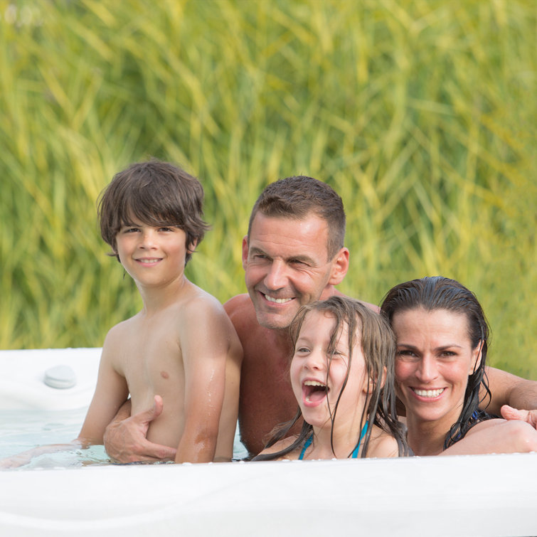 New York 6-Person Ice White Acrylic Square Hot Tub with Ozonator