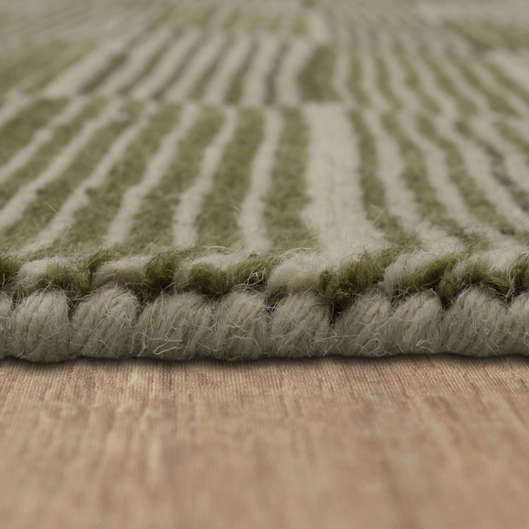 Handmade Moss Green Wool Rectangular Area Rug