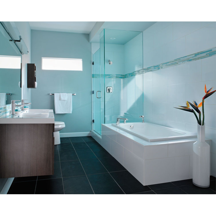 Chrome Single Handle Modern Bathroom Faucet with Drain Assembly