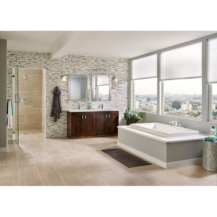 Chrome Single Handle Modern Bathroom Faucet with Drain Assembly