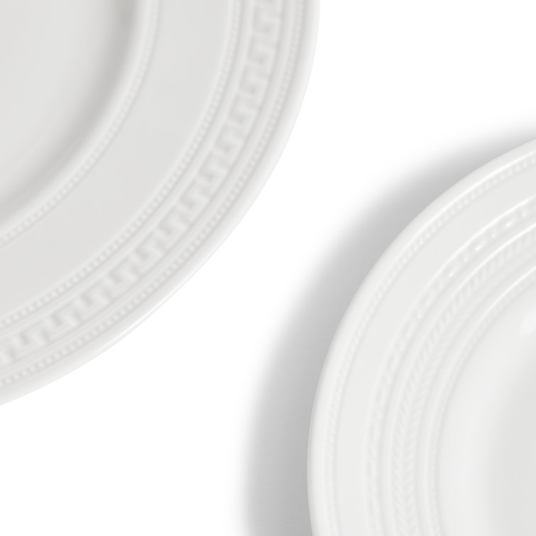 Intaglio Modern White Porcelain 16-Piece Dinnerware Set, Service for 4