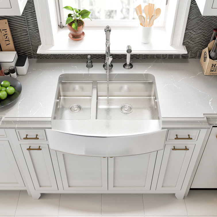 33.5'' Stainless Steel Farmhouse Double Bowl Kitchen Sink