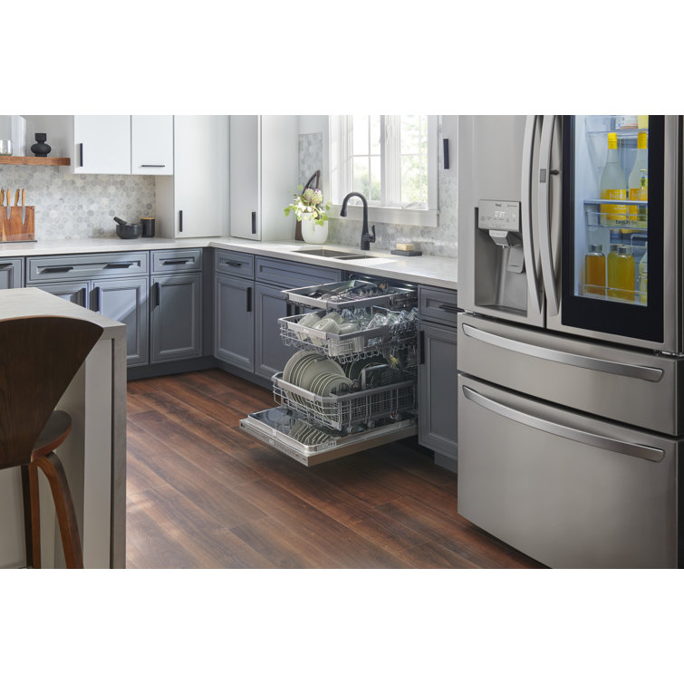 Elegant 24" Smart Dishwasher with QuadWash & TrueSteam, Stainless Steel