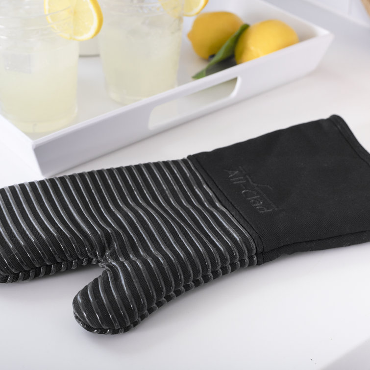 Black Cotton Kitchen Gift Set with Towels and Mitts