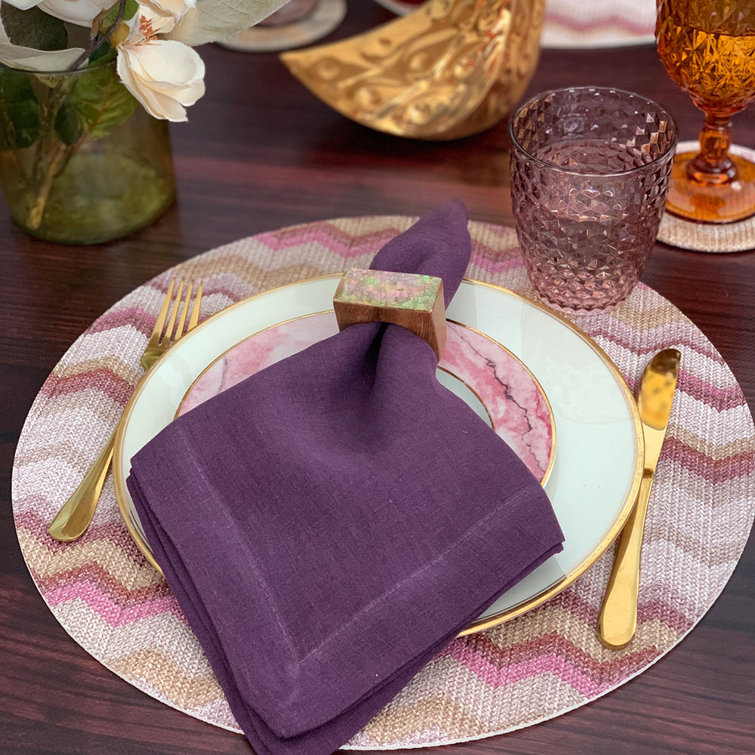 Mauve Chevron Round Vinyl Placemat
