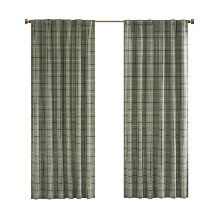Green Plaid Light-Filtering Polyester Curtain Panel