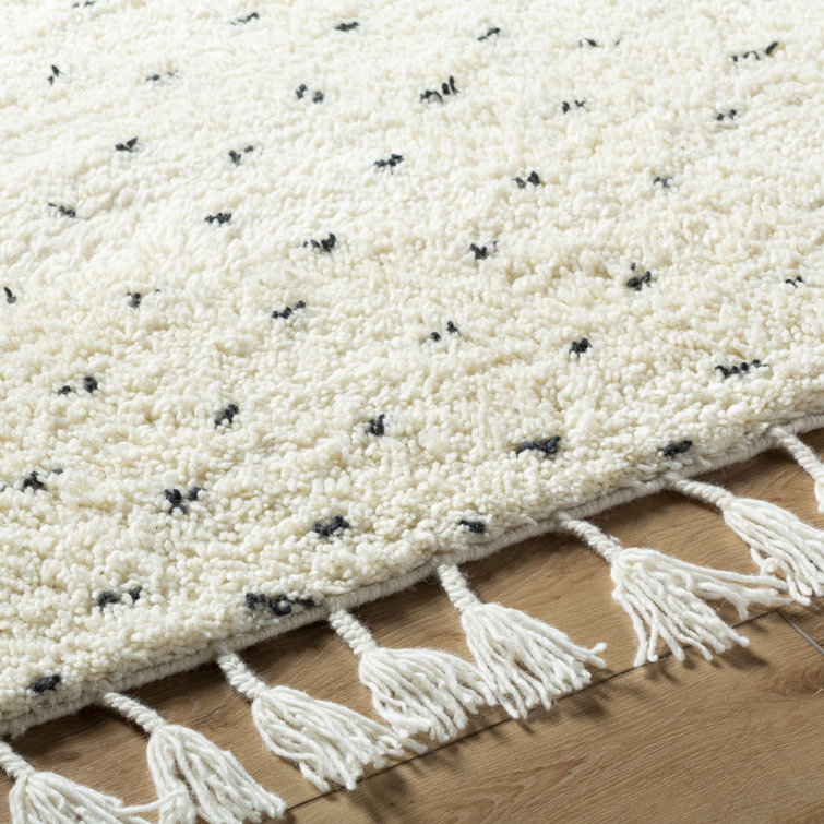 Kyra White and Black Wool Geometric 8' x 10' Rug