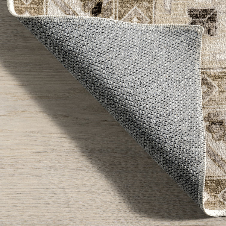 Brown Geometric Synthetic Washable 4' x 6' Area Rug