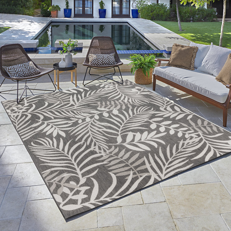 120" x 94" Gray and White Botanical Indoor/Outdoor Rug